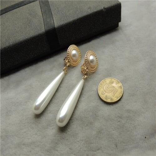 Direct selling fashion versatile street shooting femininity Japan and South Korea network red Earrings earclip dk22