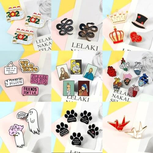 2~7pcs/set Creative Brooches Cartoon Oil Painting Heart Dog Paw Ghost Enamel Pin Badge Fashion Shirt Bag Lapel Pins Jewelry Gift
