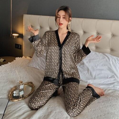 SHE-Touch Women's Pajamas