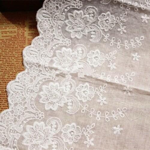 Wholesale Price! 2Yards/lot Width 22cm Off White 100% Cotton Embroidered Lace Fabrics Womens Clothing diy Lace Trim, Z185