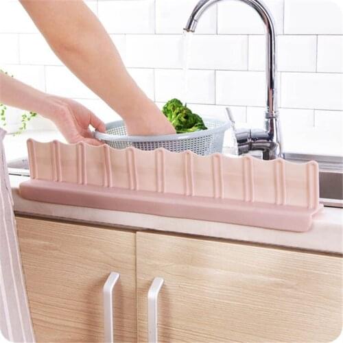Hot sale Home Suction Cup Sink Flap Water Barrier Oil-proof Splashproof Baffle Repeatable kitchen tools Wash Basin Baffle