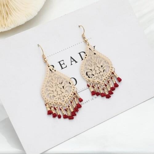Bohemian Hollow Gold Metal Tassel Dangle Earrings For Women Thailand Jewelry Boho Ethnic Flower Carved Statement Earrings Brinco