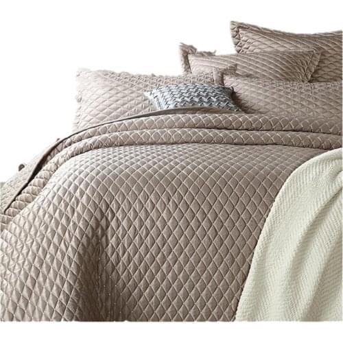 1/3/5 Pcs Simple European style Bed cover Cheap Bedspread Khaki Quilt bedding sets Home textile Easy matching Bed cover Duvet