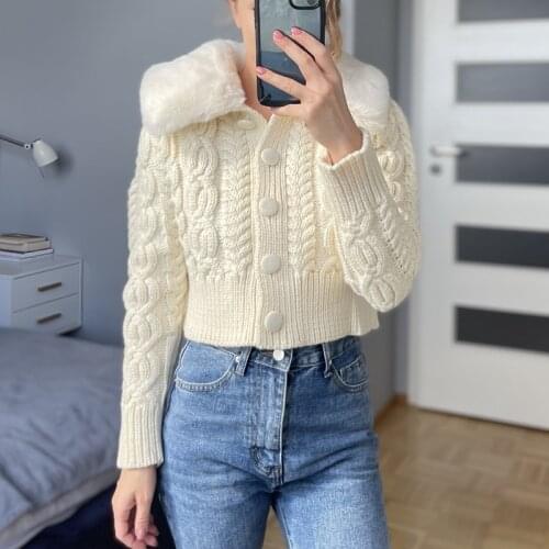 Colorfaith New 2021 Womens Autumn Winter Sweaters Elegant Short Cardigans Fashionable Thicken Retro Knitted Lady Tops SWC3059JX