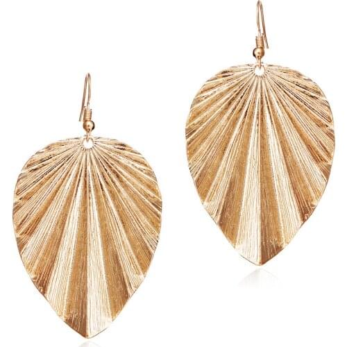 Punk Trendy Leaf Heavy Metal Drop Earring for Women Charm Vintage Gold Color Big Leaf Earrings Jewelry Accessories Party Gifts