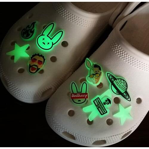 1pcs Dinosaur Luminous Shoe Charm Unicorn Glowing in the Dark Accessories for Garden Shoes Bunny Planet Fluorescent Decorations