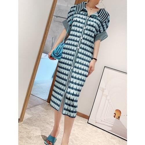 Miyake Pleated 2021 summer hearts love print dress skirt cardigan button dress high waist elegant ruched Flare Sleeve dress 8958