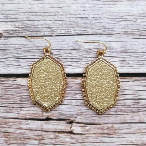 ZWPON Polygon Gold Frame Leather Earrings Women Geometric Morocco PU Leather Leopard Earrings Jewelry Wholesale