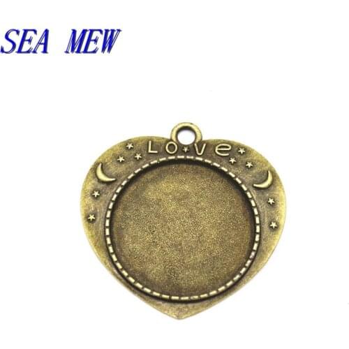 SEA MEW 30 PCS To fit 25mm round cabochon antique bronze Color vintage alloy heart-shaped pendant tray blank settings hm921