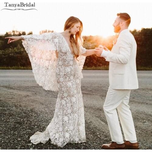 Lace Mermaid Wedding Dresses Deep V-Neck Elegant Bridal Gowns Detachable Cape Champagne lining Noivas DW446