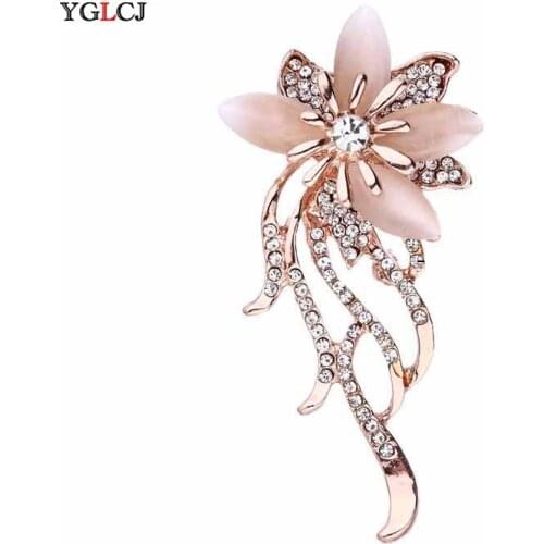 2020Enamel Craft Fashion Opal Stone Flower Lady Brooch Womens Accessories Metal Brooch Crystal Pin