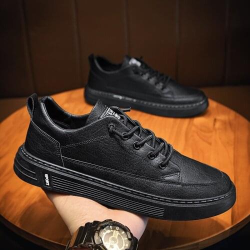 High Quality 2021 Spring Shoes Men Sneakers Casual Soft Leather Flat Shoes Fashion Male White Vulcanized Shoes Hombre Size 39-44