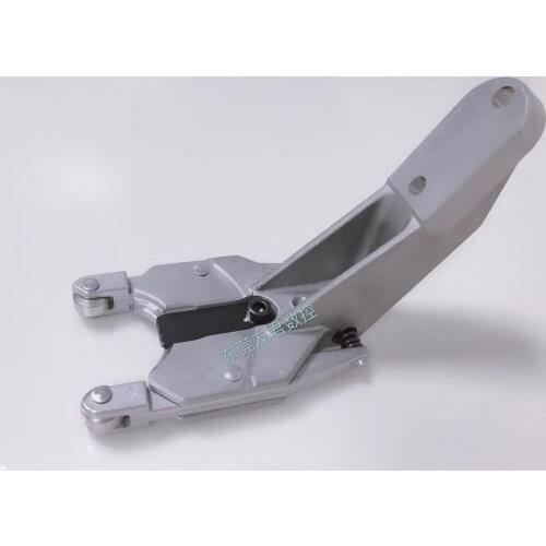 Tool Holder BT30 Tool Holder CNC Tool Claw Drill Tapping Machine CNC Machine Tool Swash Plate Tool Magazine