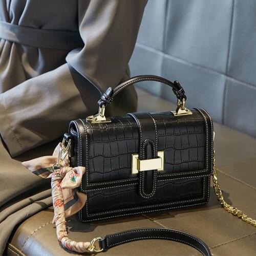 Small CK Women 's Bag 2020 New Fashionable All -Match Small Square Bag Chain Special-Interest Design Portable Shoulder Messenger