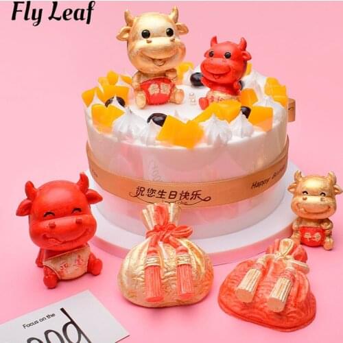 2021 Variety of Animals Silicone Mold Animal Series 7 Cake Mold DIY Hand MadeCute cow lucky bag safe lucky calf Cake Decorating