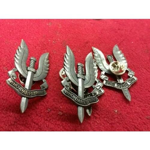 PAIR OF WW2 UK British Special Air Service SAS Who Dares Wins Medal Badge Pin armyshop2008