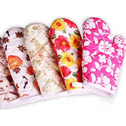 2Pcs Mitten Microwave Oven Glove Cotton Insulated Baking Heat Resistant Gloves Oven Mitts Terylene Non-slip Cute Kitchen Tool