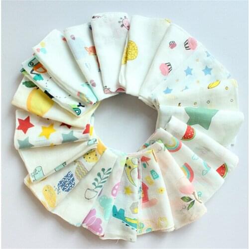2pcs Baby Infant Towel 30*30cm Muslin Towel Handkerchiefs Two Layers Wipe Towel happy