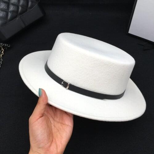 In the spring and autumn winter new white wool Small hat fashionable Europe and the United States aristocratic fedora