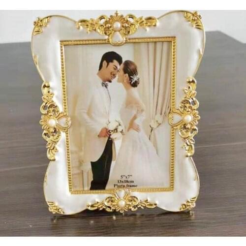 2pcs/set European Style 7inch Resin Picture Frame Pearl Decorated Frame Photo Holder Desktop Ornaments Bedroom Home Decoration