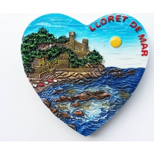 Lloret de Mar, Spain creative tourism commemorative decoration crafts three-dimensional heart-shaped landscape magnetic