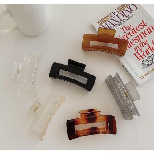 Solid Color Matte Square Resin Hair Claws For Women Frosted Barrettes Geometric Hollow Shark Hair Clip Girls Hair Accessories