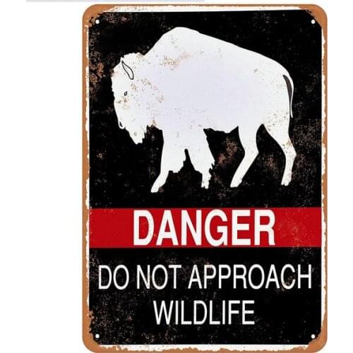 Wall-Color Metal Sign Danger Do Not Approach Wildlife Vintage Look