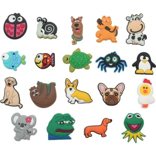 Novelty Single Sale 1pc PVC Game Shoe Charms Shoe Accessories Shoe Decoration for Croc JIBZ/ Wristbands Kids Party Xmas Hot Sale