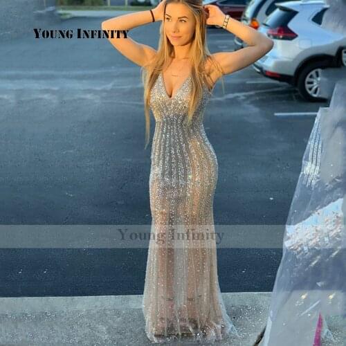 Luxury V Neck Long Prom Dress 2021 Sparkly Spaghetti Straps Beading Crystals Formal Evening Dress Saudi Arabia Style Party Gown