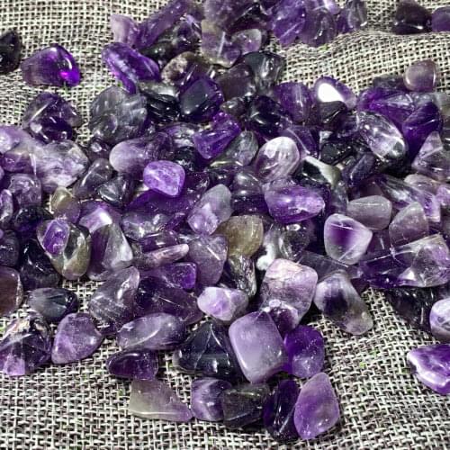 Groothandel Natuurlijke Kristal Grind Monsters Rozenkwarts Amethist Home Decoratie Kleurrijke Aquarium Healing Energie Rock Mine