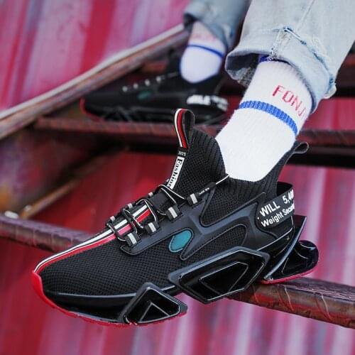 Trendy Men Blade Running Shoes Breathable Mesh Sneakers High Quality Male No-slip Damping White Jogging Shoes Zapatillas Hombre