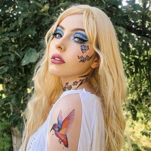 Natural Blonde wig Light Gold Lace Front Long Wavy Synthetic Wig with Side Part Fringe Bangs for Princess 24 Inch 150% Density