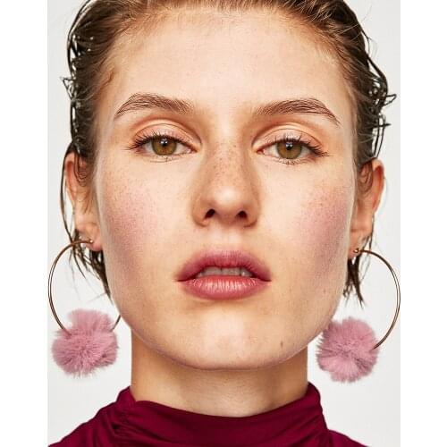 New Fashion Women Pom Pom Hoop Earrings Geometric Simple Design 7 Colors Round Ball Ladies Girls Pompon Earings Brincos