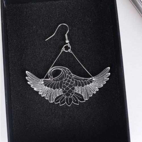 Stylish Chinoiserie Carved transparent Awing Crane acrylic Earrings For women Fashion Vintage Acrylic Earring E18184