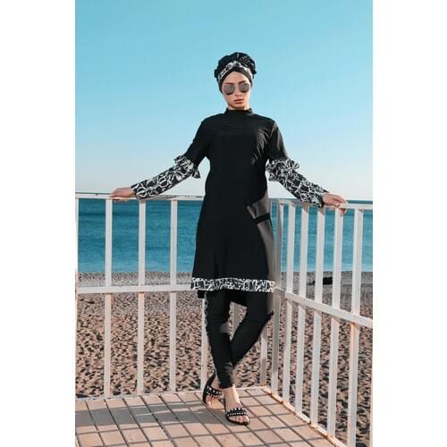 Full Closed Muslim New Season 2021 Mood Basic Black White Hijab Swimwear