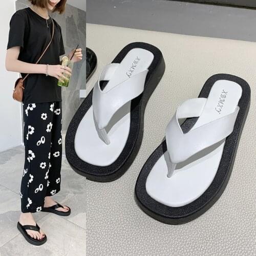 2021 Summer Women Slippers New Fashion casual Flat beach Flip-flops Woman