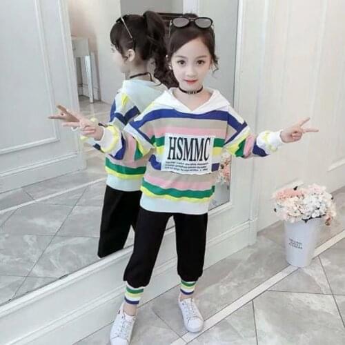 Childrens Wear 2020 Spring and Autumn Girls Sports Pants Set, Big Child Long Sleeve Letters Stripe 2 Pcs Christmas Day Gift