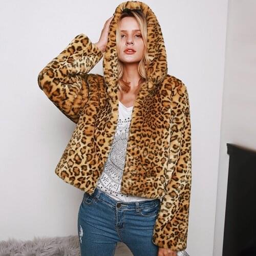 Faux Fur Hooded Coat Elegant Women Winter Warm Short Coat Ladies Pocket Zipper Fur Jacket Soft Leopard Coat Overcoat Outwear