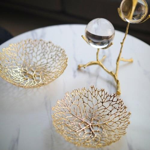 Nordic Luxury Fruit Plate Creative Living Room Simple Modern Snack Candy Serving Tray Plate Restaurant Frutero Tableware DG50GP