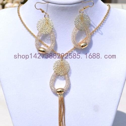New Style High Quality Crystal Jewelry Sets With Tassel Copper Hallow Necklace And Earring Pure Gold Color Decoration For Women