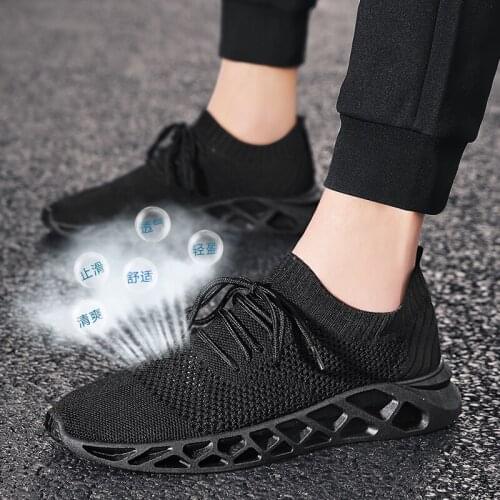 2021 New Arrivals Men Tennis Shoes Breathable Air Mesh Sneakers Outdoor Sports Shoes Wear-resistant Anti-skid Fitness Trainers