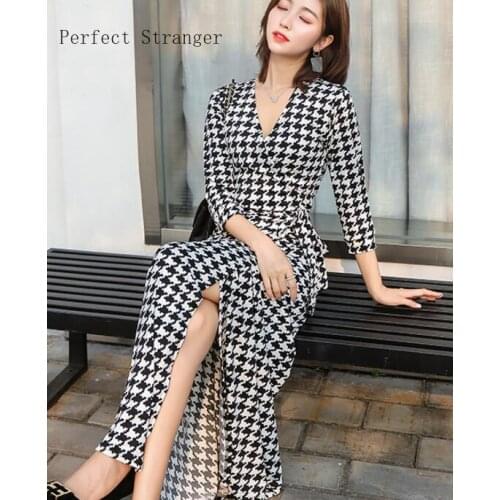 2021 Spring Summer New Arrival Elegant V Collar Plaid Three-quarter Sleeve Women Jag Long Dress