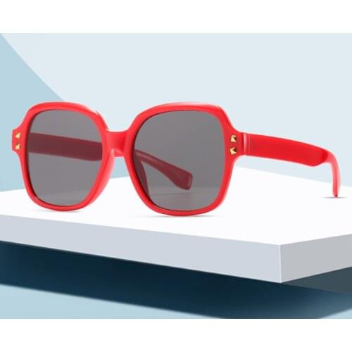 2021 Oversized Fashion Classic Sunglasses Women Vintage Rivet Glasses Men Street Beat Shopping Mirror Retro Lentes De Sol Uv400