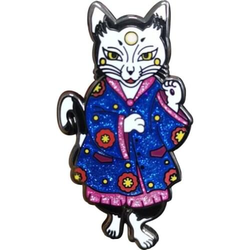 Lucky cat pin