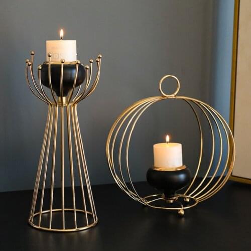 Geometric Metal Candle Holders for Living Room & Bathroom Decoration Ornaments Line Beauty Wrought Iron Candlestick