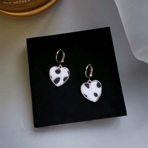 Korean Cow Spotted Love Heart-shaped Plush Earrings Temperament Autumn Winter Earrings Retro Fashion Jewelry