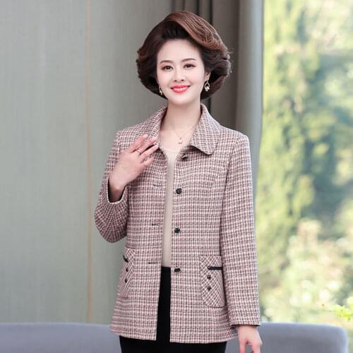 Women 2021 Spring Autumn Fashion Middle-aged Short Jacket Female New Long Sleeve Loose Coats Ladies Plaid Pockets Outerwear W249