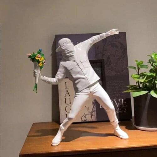 Flower Throwing Boy Figurine Ornament Creative Art Figure Sculpture Modern TV Cabinet Desktop Accessories Home Decor Crafts