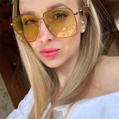 Italian Luxury Brand Designer Vintage Womens Glasses Oversized Yellow Square Sun Glasses Female Summer Sunscreen Shades