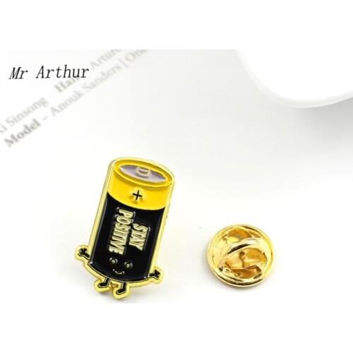 STAY POSITIVE Battery Enamel Pin Cartoon Battery People Badge Brooch Backpack Clothes Lapel Charge Jewelry Gift for Friends